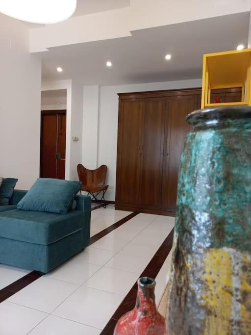 Giulia Town House Tra Citta E Mare Apartment Salerno Ngoại thất bức ảnh